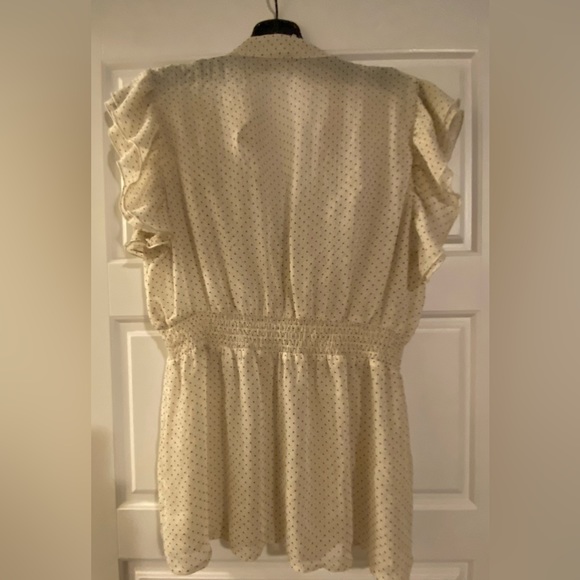 Lapis XL sheer ruffled woman’s blouse - Picture 3 of 5